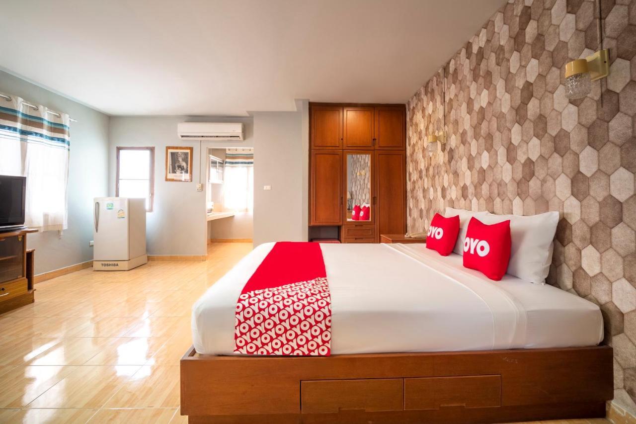 Oyo 663 Green Beach Room Pattaya Exterior photo