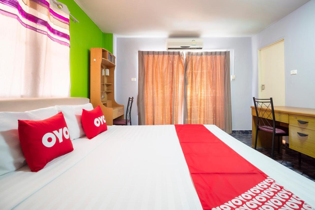 Oyo 663 Green Beach Room Pattaya Exterior photo
