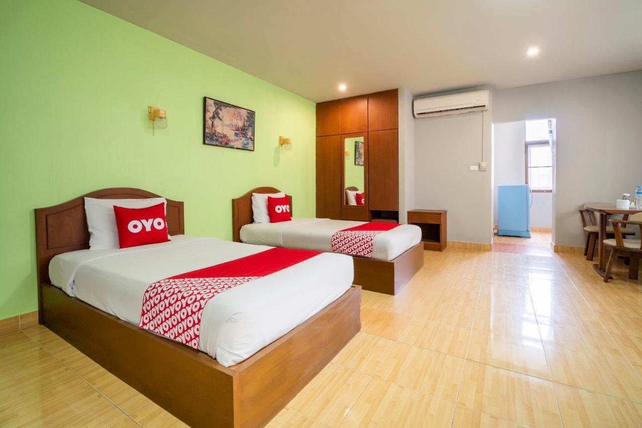 Oyo 663 Green Beach Room Pattaya Exterior photo